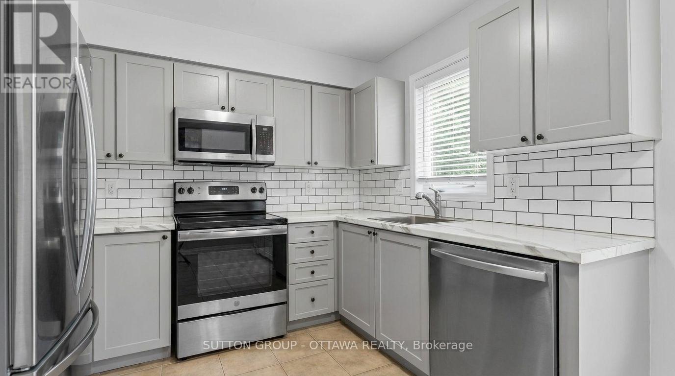318 Gotham Private, Ottawa, Ontario  K2C 4G7 - Photo 9 - X13488858