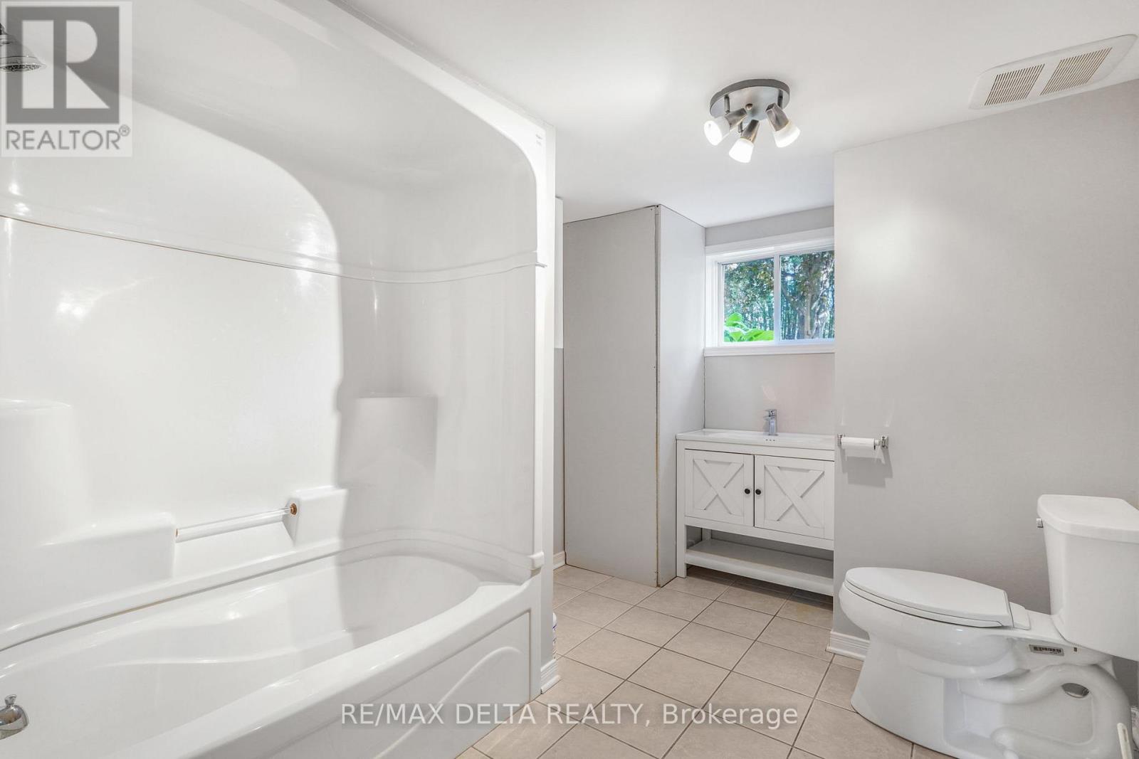3558 Principale Street, Alfred And Plantagenet, Ontario  K0A 3K0 - Photo 34 - X13489048