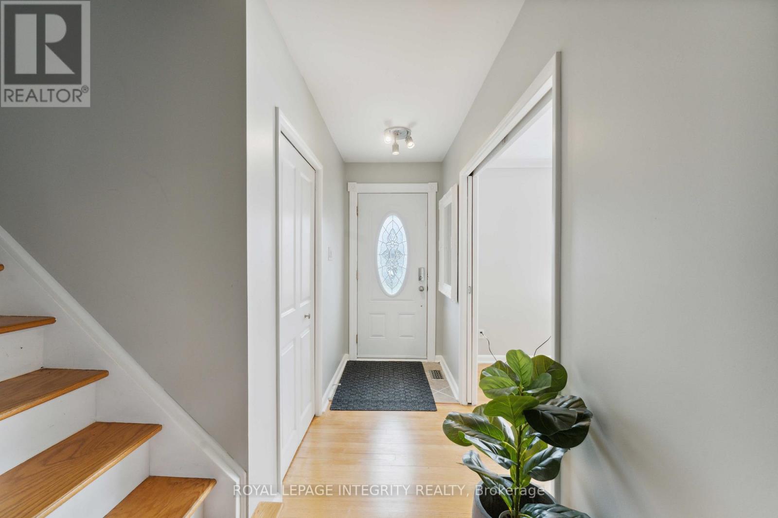 29 Pritchard Drive, Ottawa, Ontario  K2G 1B2 - Photo 3 - X13489134