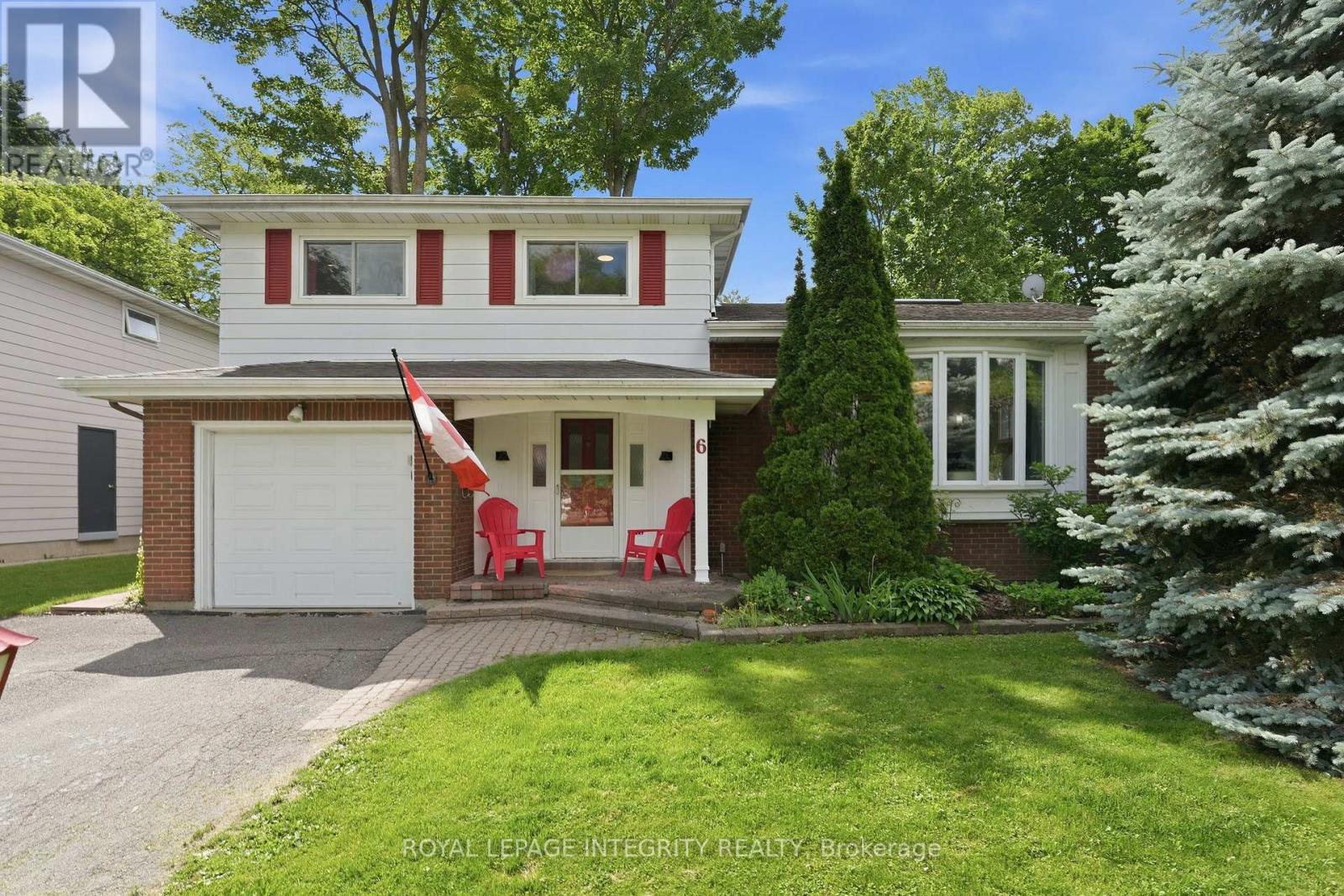 6 Woodview Crescent, Ottawa, Ontario  K1B 3A9 - Photo 1 - X13489264
