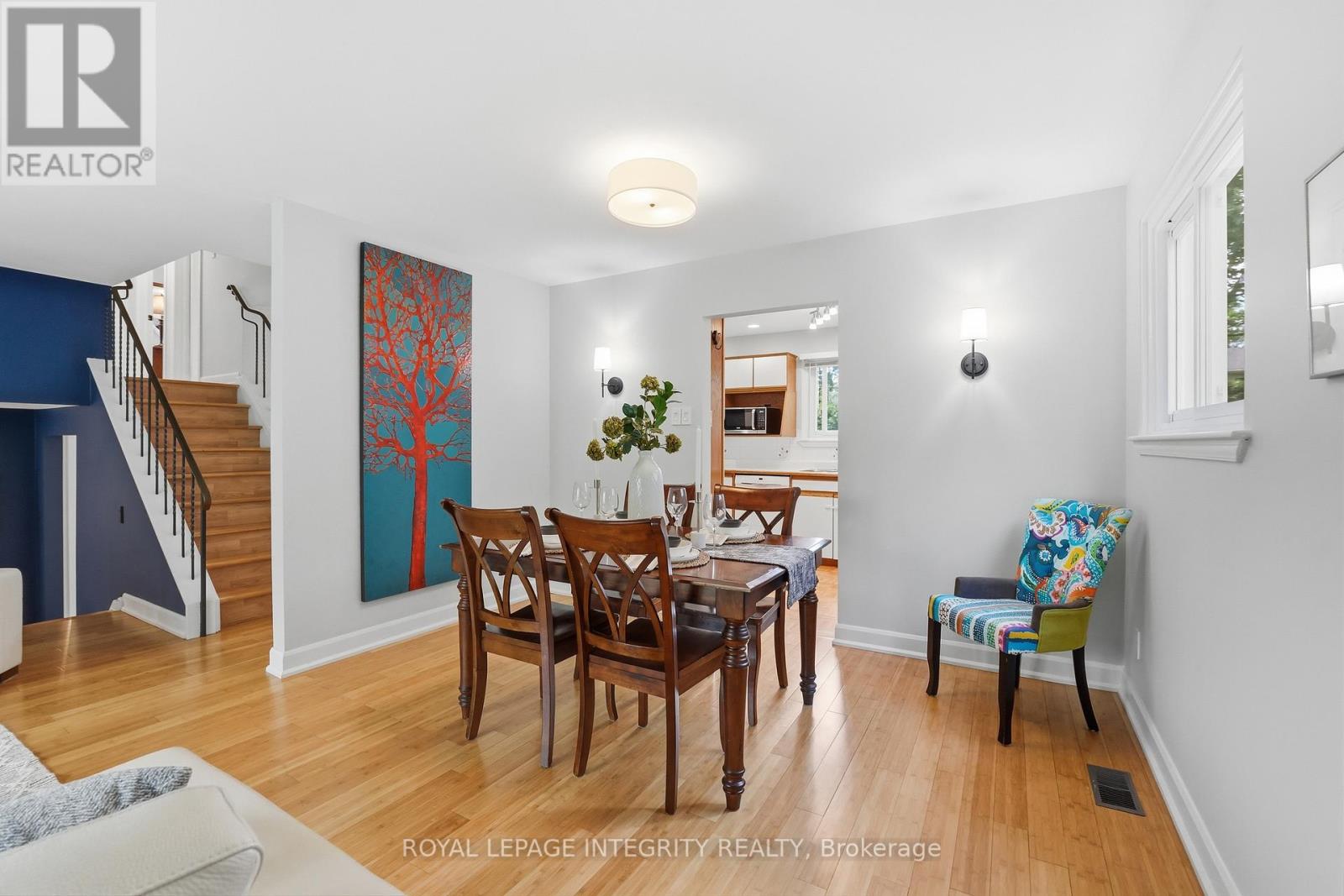 6 Woodview Crescent, Ottawa, Ontario  K1B 3A9 - Photo 14 - X13489264