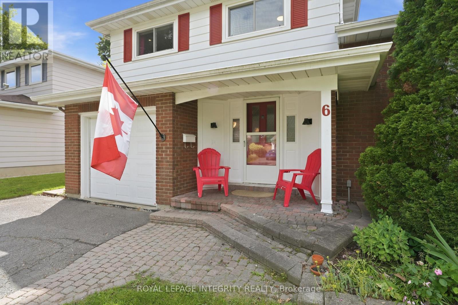 6 Woodview Crescent, Ottawa, Ontario  K1B 3A9 - Photo 2 - X13489264