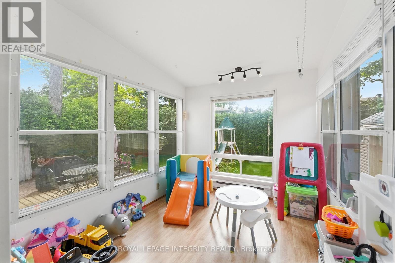 6 Woodview Crescent, Ottawa, Ontario  K1B 3A9 - Photo 21 - X13489264
