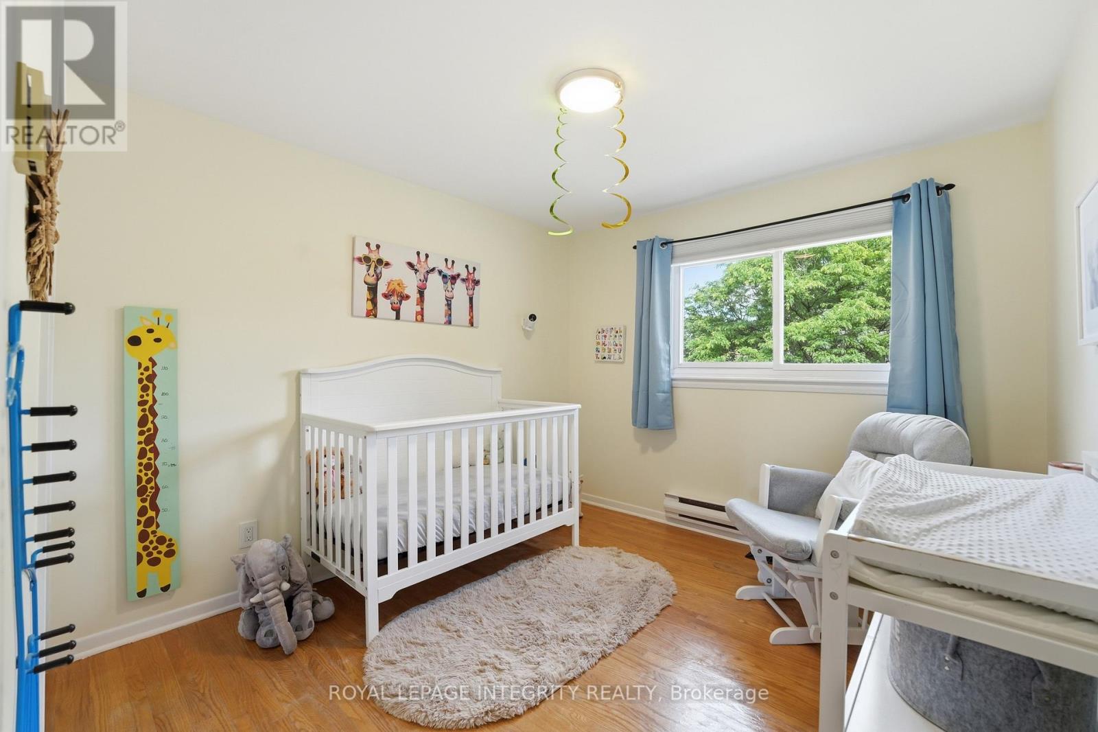 6 Woodview Crescent, Ottawa, Ontario  K1B 3A9 - Photo 25 - X13489264
