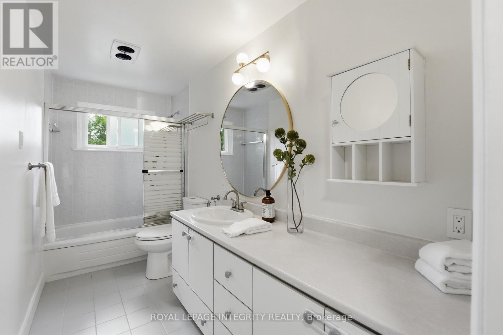 6 Woodview Crescent, Ottawa, Ontario  K1B 3A9 - Photo 27 - X13489264