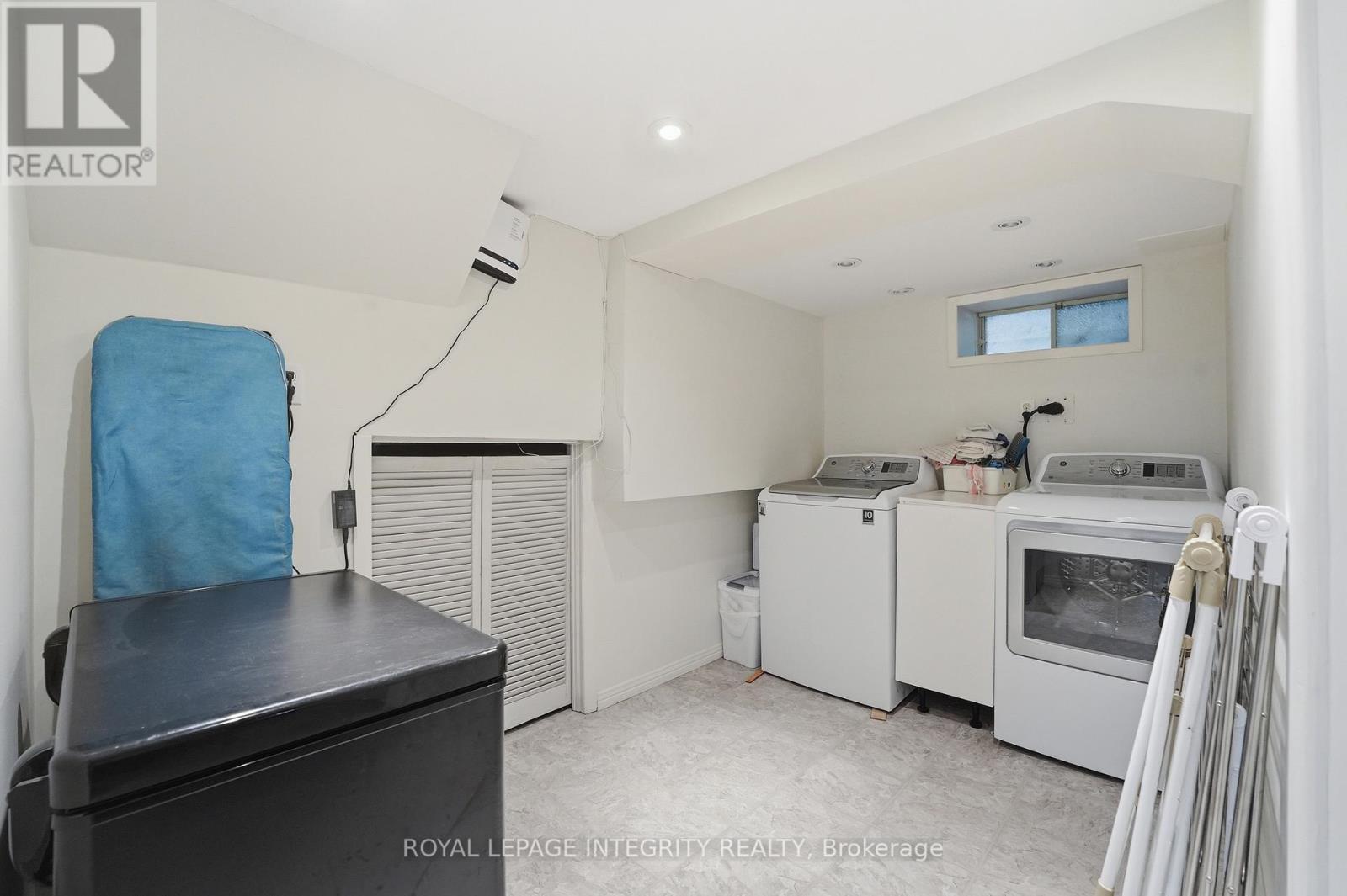 6 Woodview Crescent, Ottawa, Ontario  K1B 3A9 - Photo 33 - X13489264