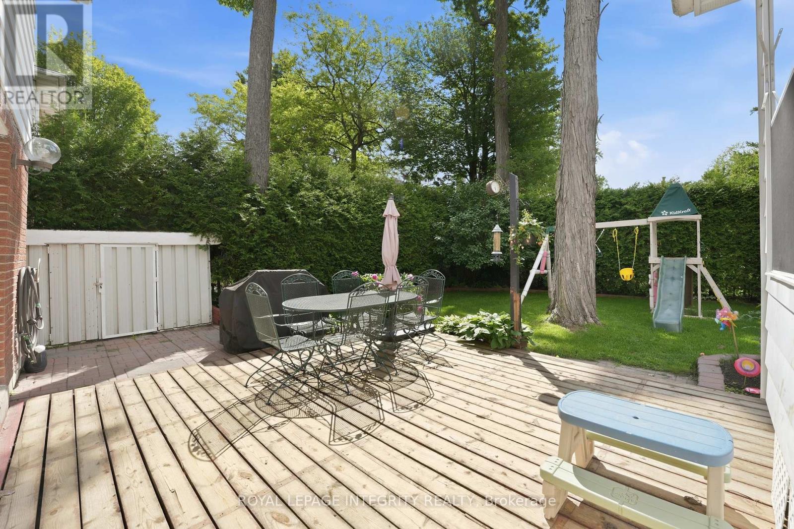6 Woodview Crescent, Ottawa, Ontario  K1B 3A9 - Photo 34 - X13489264