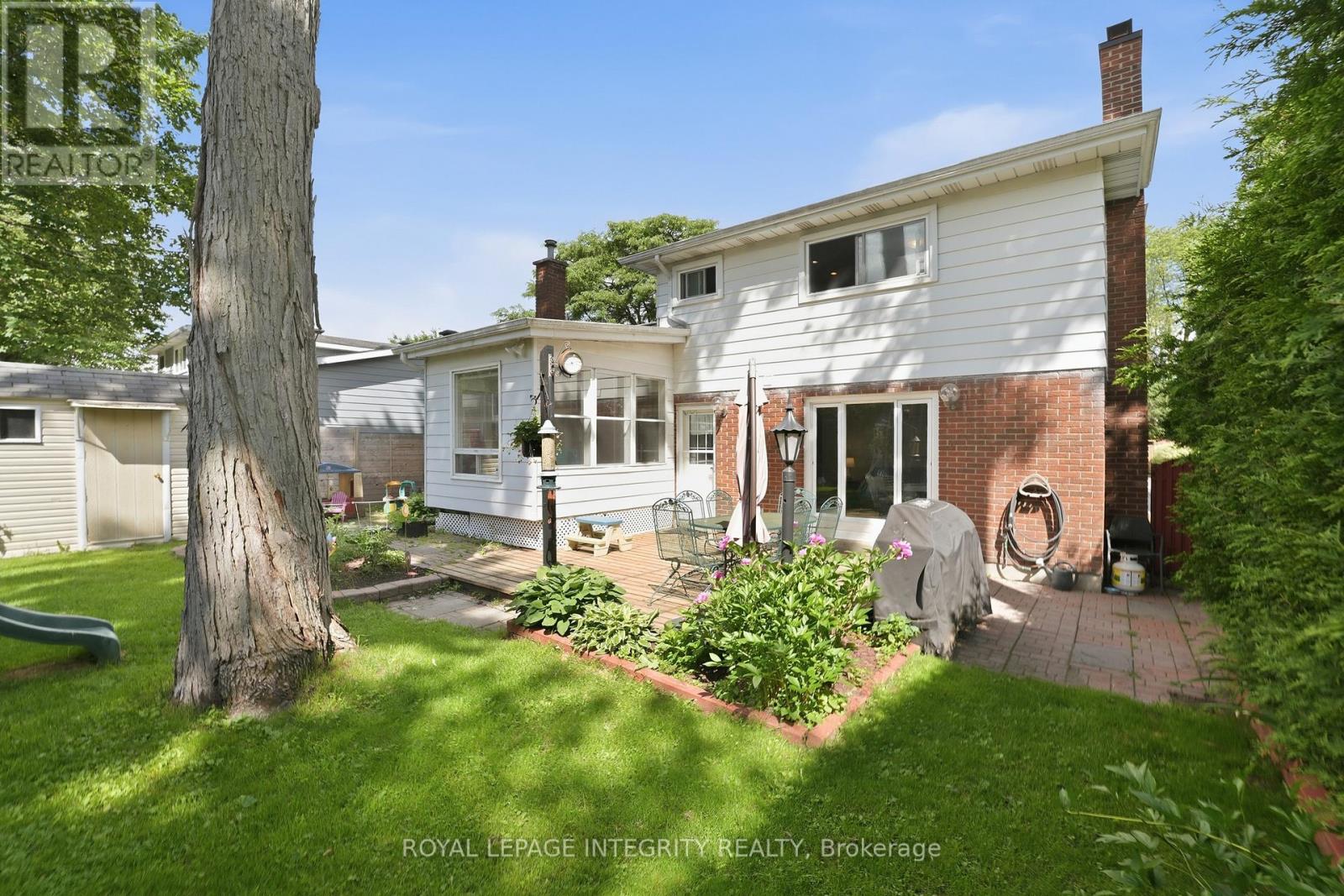 6 Woodview Crescent, Ottawa, Ontario  K1B 3A9 - Photo 35 - X13489264