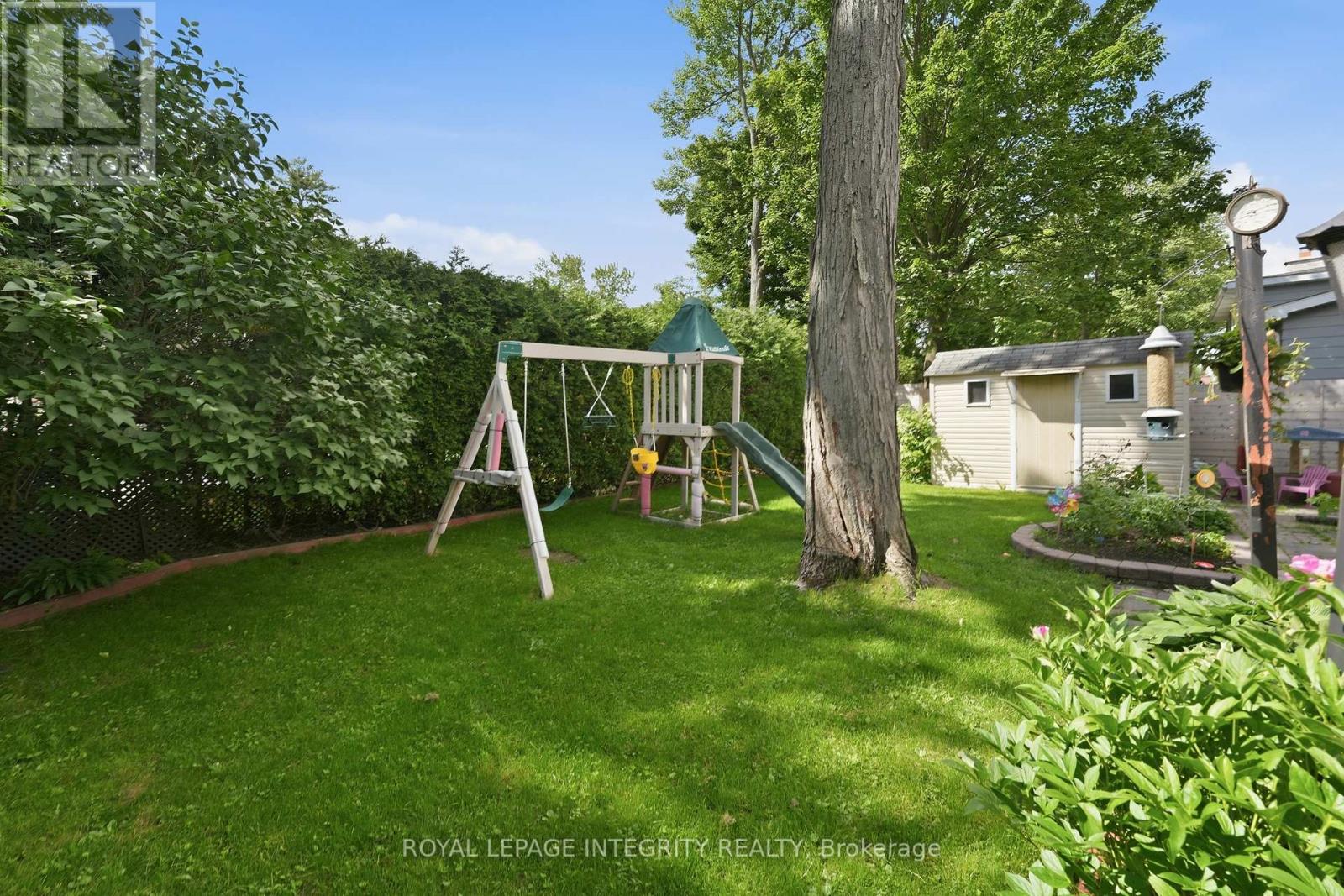 6 Woodview Crescent, Ottawa, Ontario  K1B 3A9 - Photo 38 - X13489264