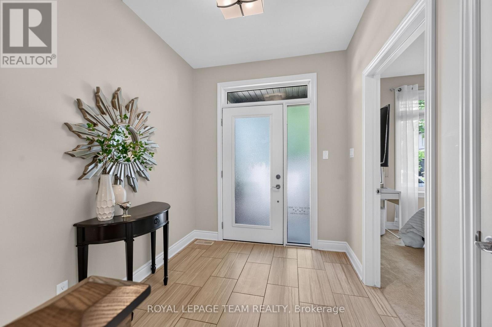 16 Matthews Street, Carleton Place, Ontario  K7C 0E7 - Photo 4 - X13489366