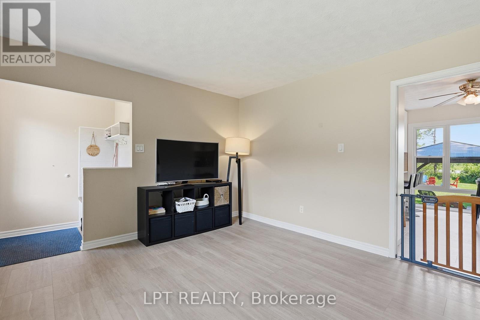 1467 Meadow Road N, Ottawa, Ontario  K4P 1B1 - Photo 8 - X13489504