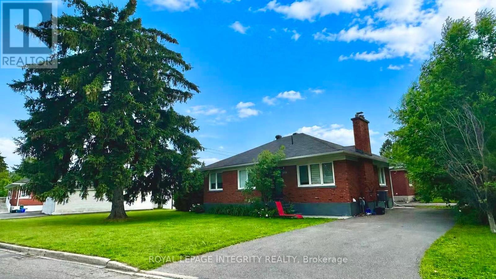 B - 610 Alesther Street, Ottawa, Ontario  K1K 1J2 - Photo 1 - X13489506