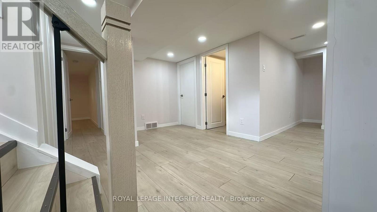 B - 610 Alesther Street, Ottawa, Ontario  K1K 1J2 - Photo 2 - X13489506