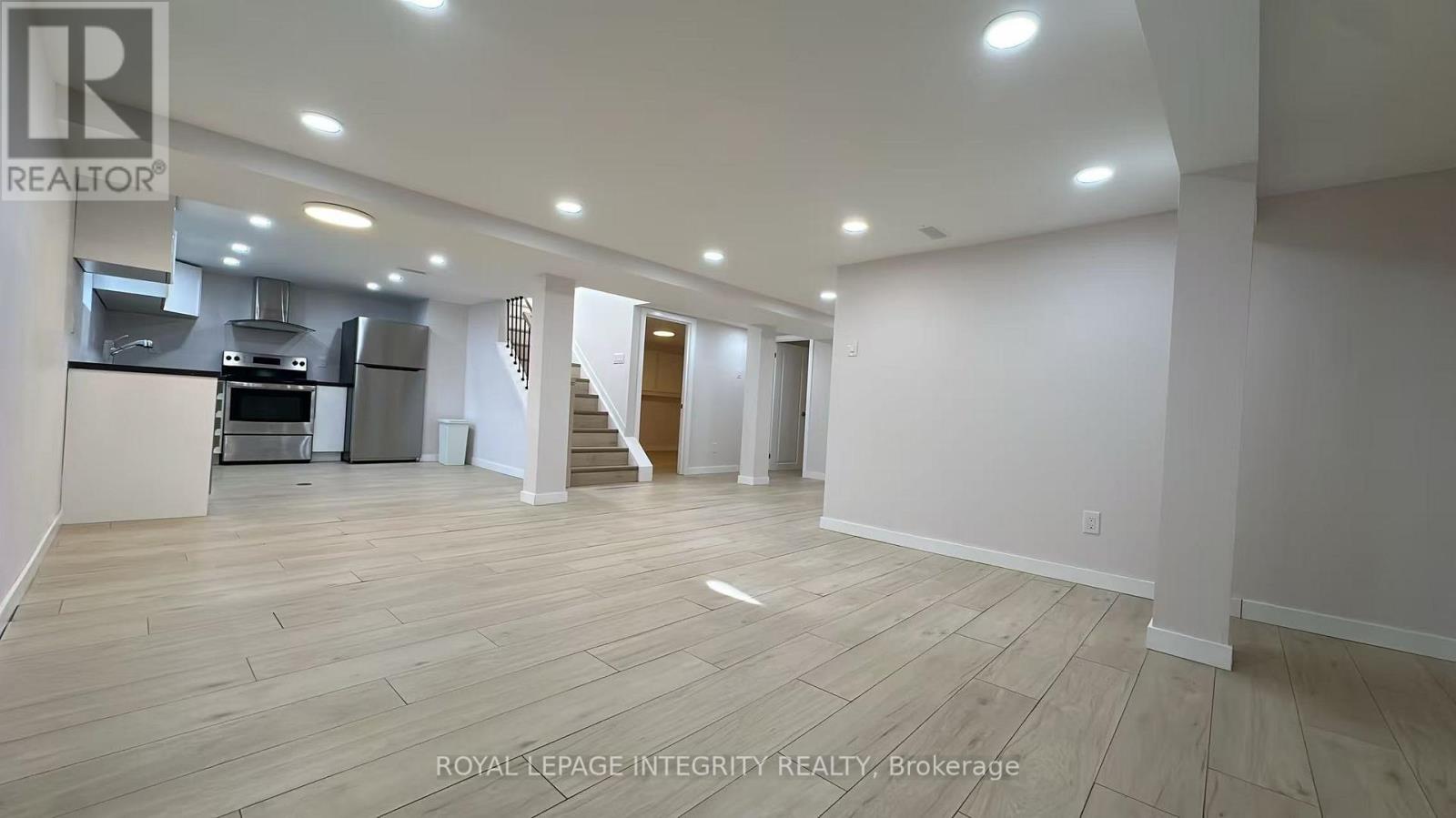 B - 610 Alesther Street, Ottawa, Ontario  K1K 1J2 - Photo 3 - X13489506