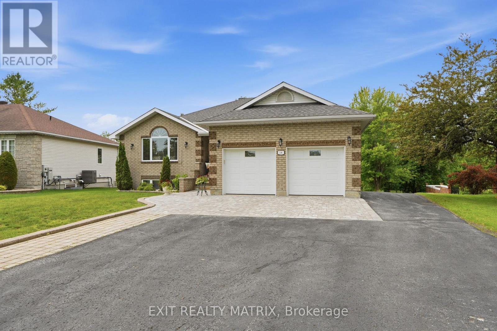 16 Richelieu Street, Russell, Ontario  K0A 1W0 - Photo 2 - X13489754