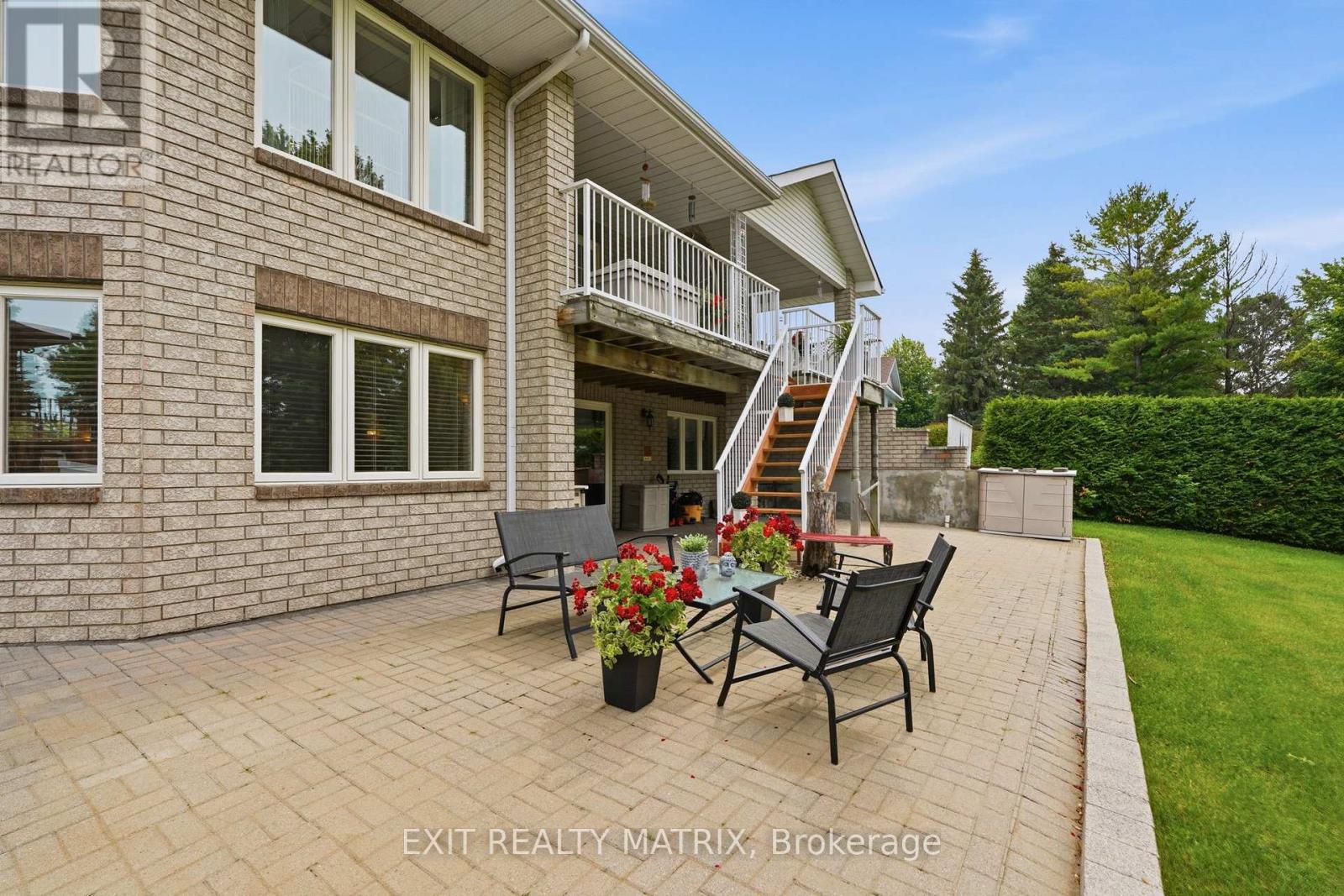 16 Richelieu Street, Russell, Ontario  K0A 1W0 - Photo 39 - X13489754