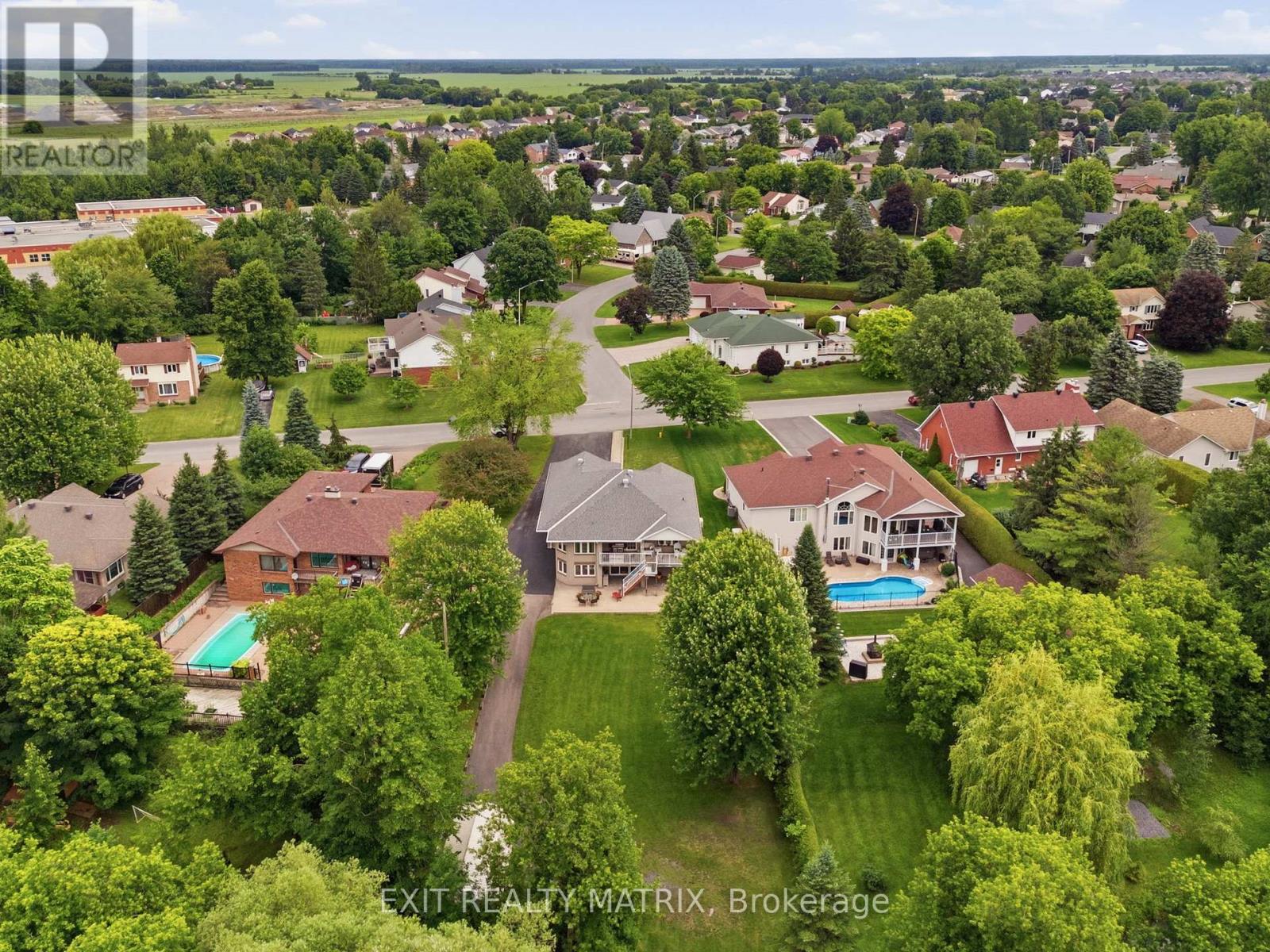 16 Richelieu Street, Russell, Ontario  K0A 1W0 - Photo 46 - X13489754