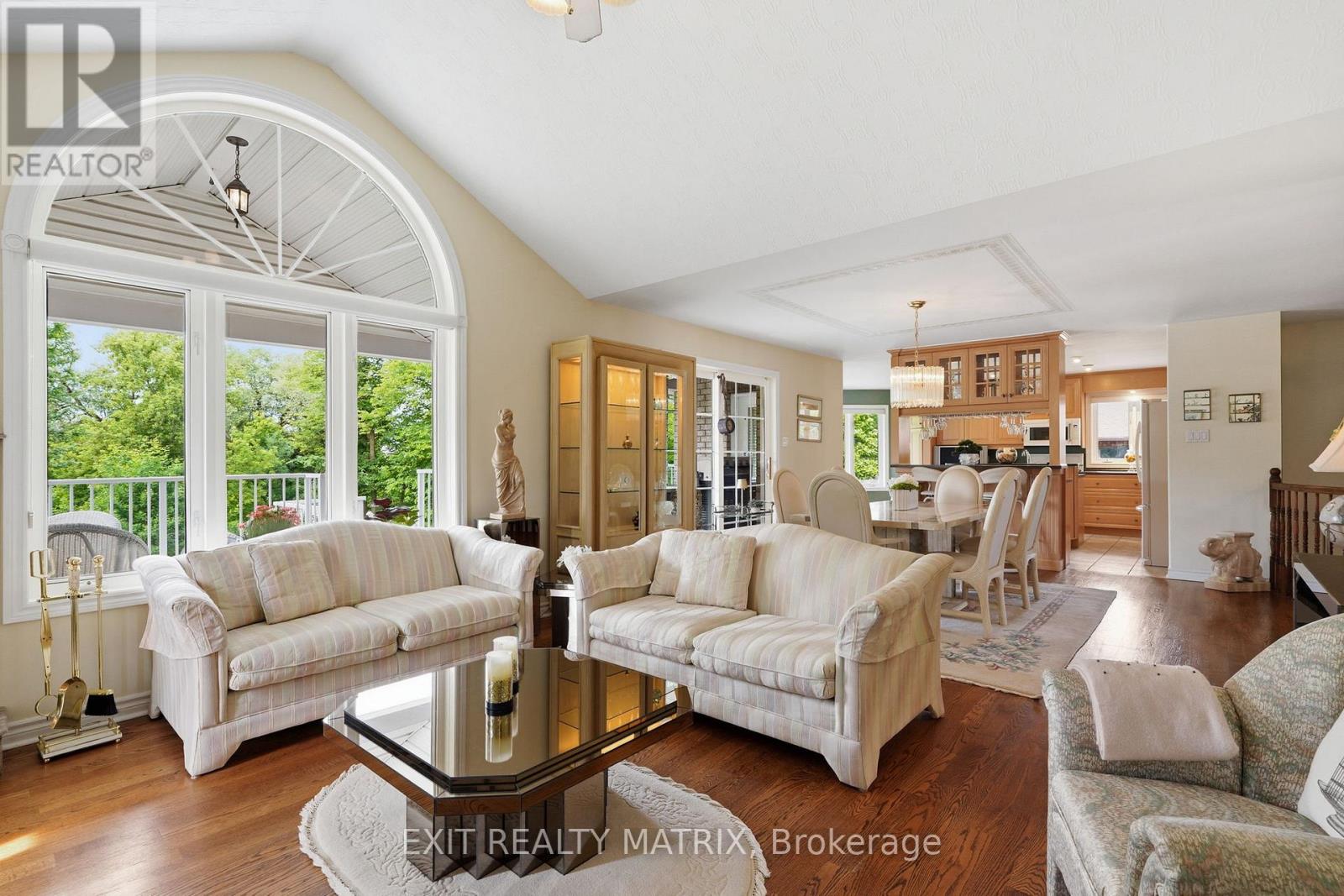 16 Richelieu Street, Russell, Ontario  K0A 1W0 - Photo 7 - X13489754