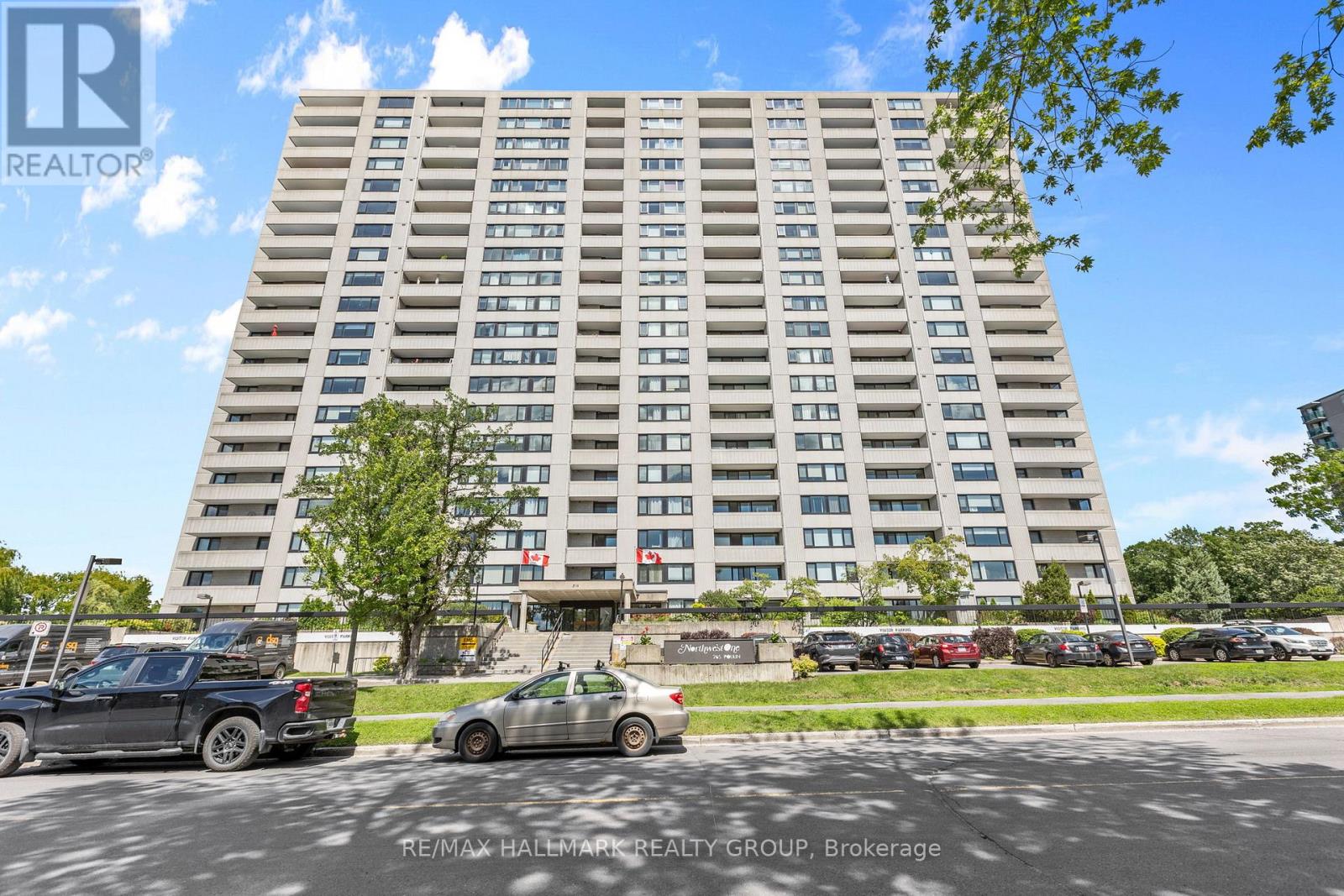 805 - 265 Poulin Avenue, Ottawa, Ontario  K2B 7Y8 - Photo 1 - X13489906