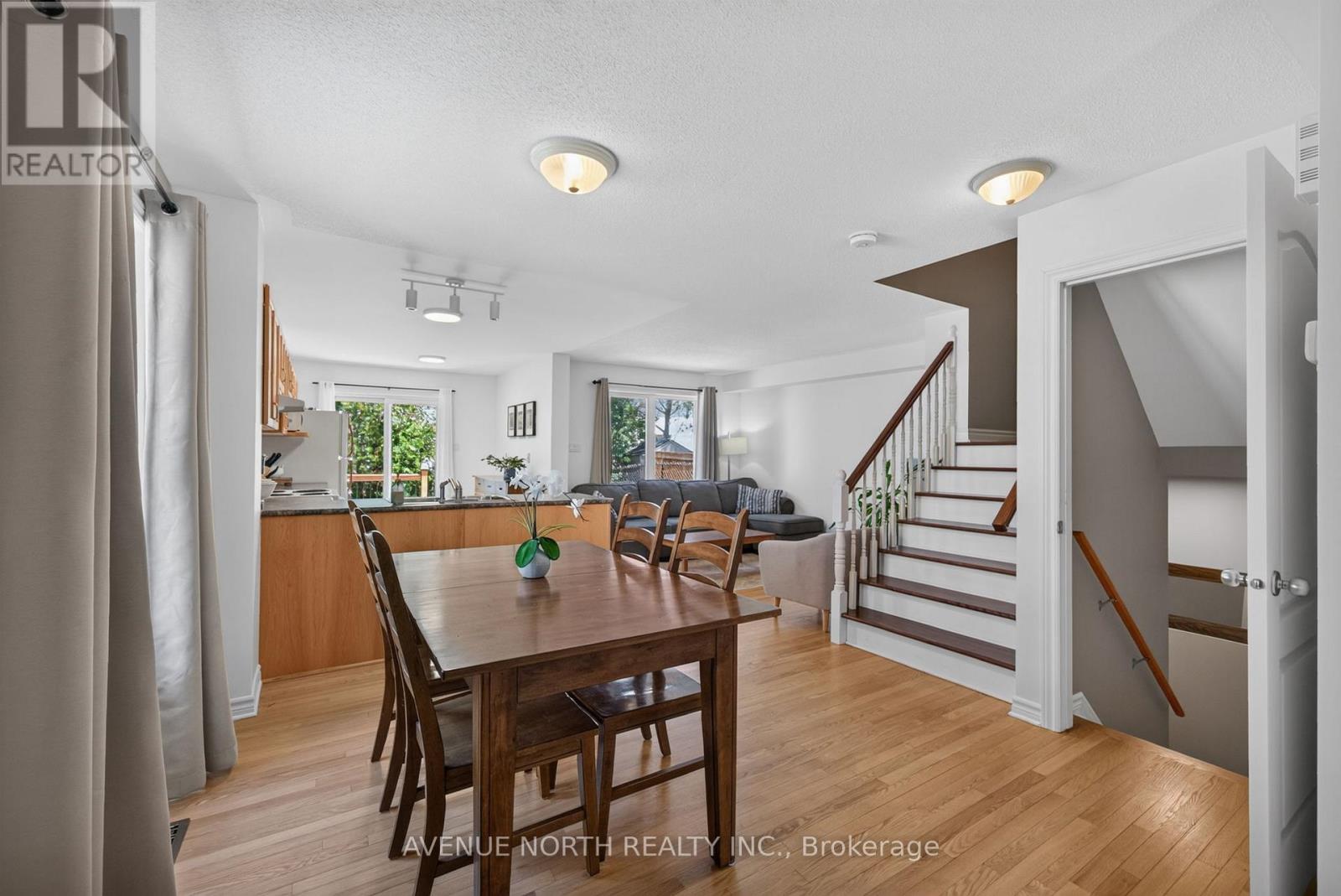4223 Kelly Farm Drive, Ottawa, Ontario  K1T 0A5 - Photo 13 - X13489932