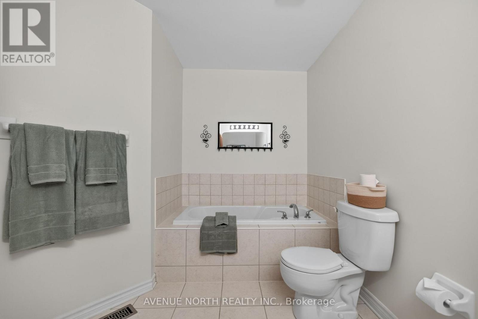4223 Kelly Farm Drive, Ottawa, Ontario  K1T 0A5 - Photo 19 - X13489932