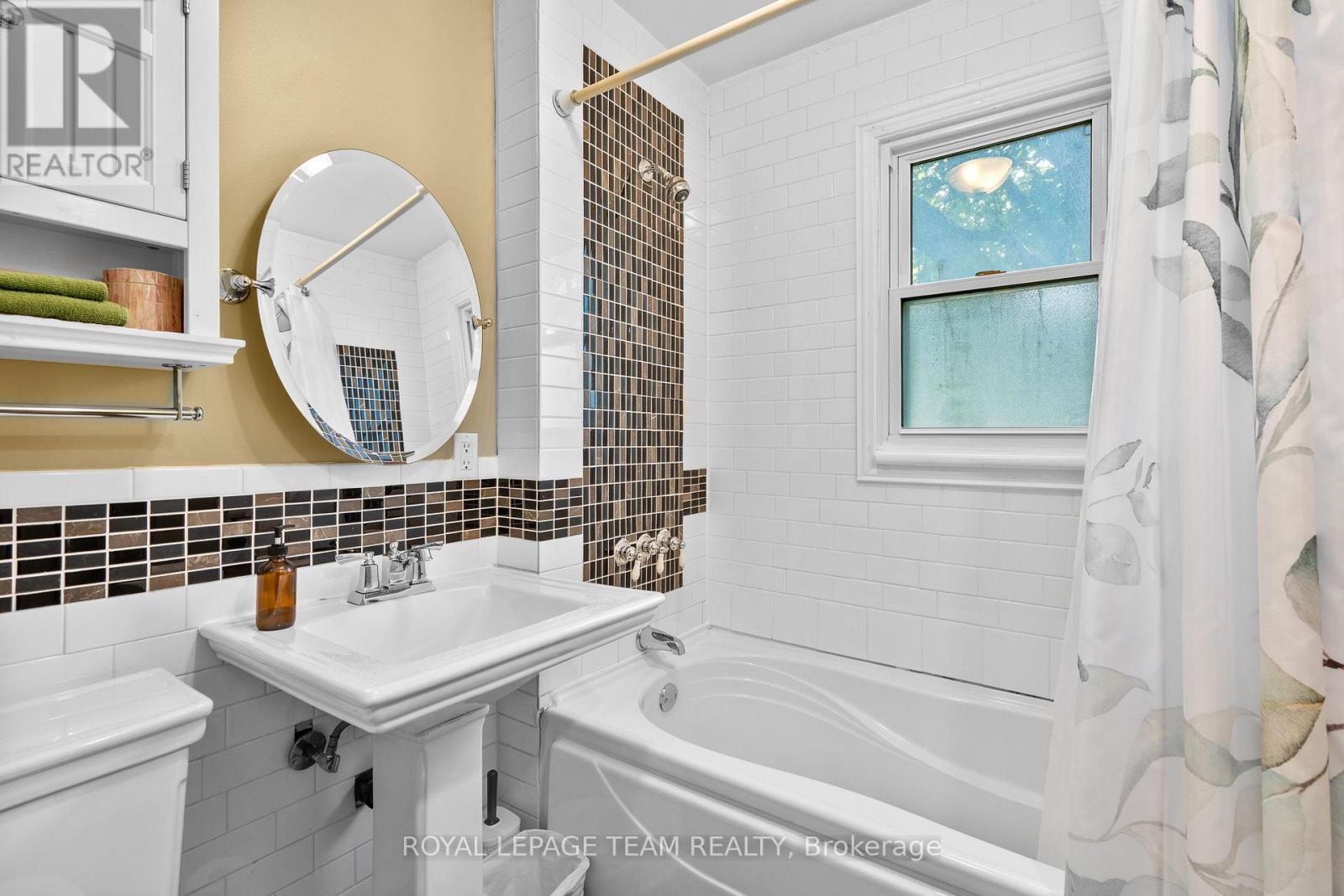 421 Greenwood Avenue, Ottawa, Ontario  K2A 0X5 - Photo 18 - X13490018
