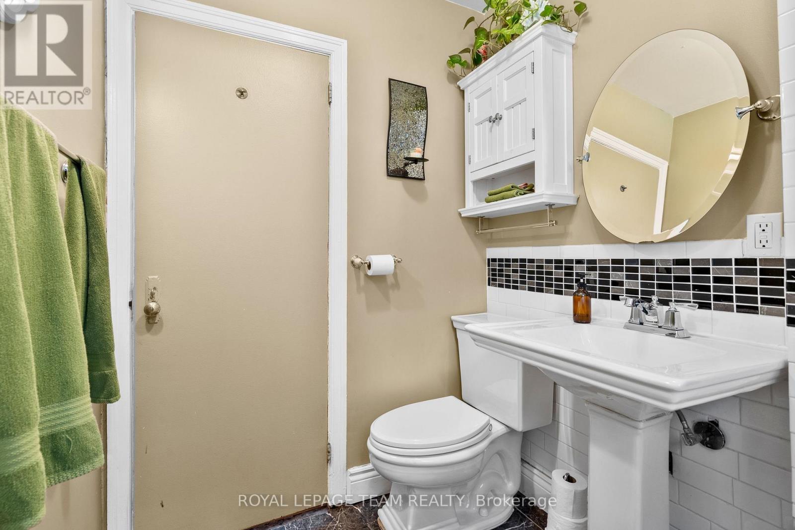 421 Greenwood Avenue, Ottawa, Ontario  K2A 0X5 - Photo 19 - X13490018