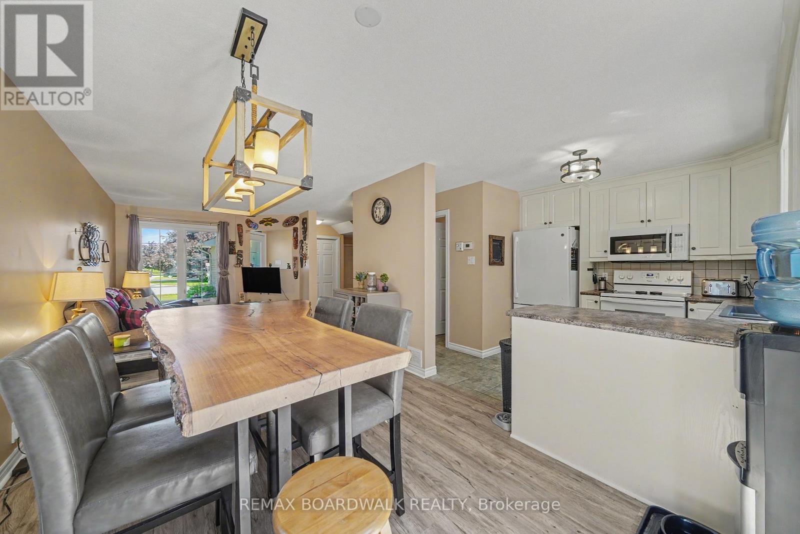 38 Roger Crescent, Casselman, Ontario  K0A 1M0 - Photo 8 - X13490044