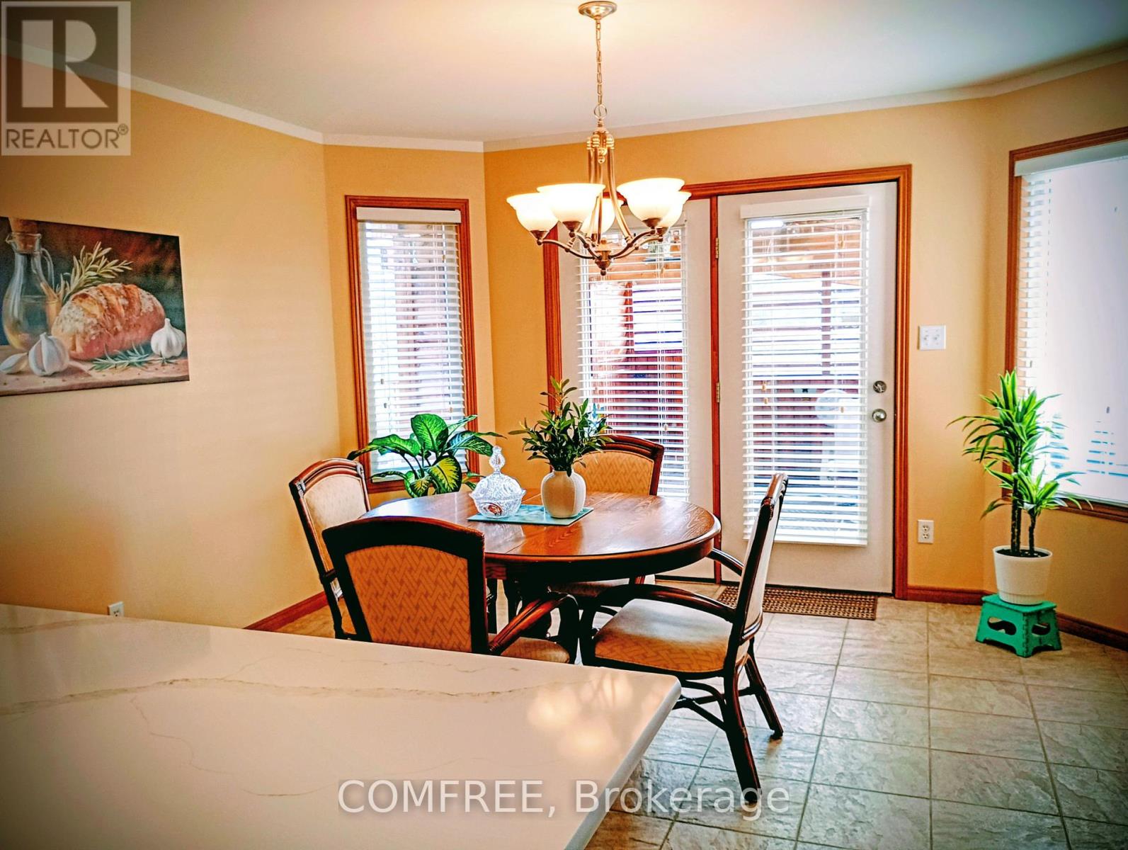 35 Tanya Drive, Southwest Middlesex, Ontario  N0L 1M0 - Photo 16 - X13490048