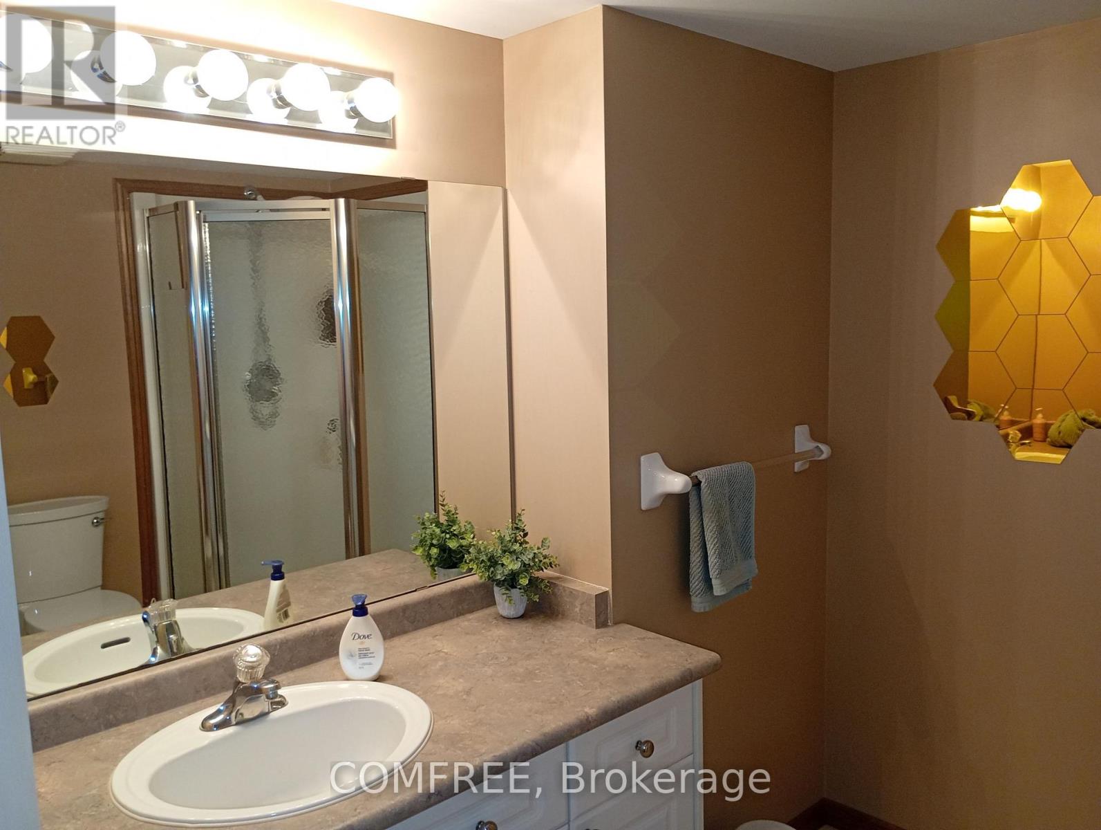 35 Tanya Drive, Southwest Middlesex, Ontario  N0L 1M0 - Photo 24 - X13490048