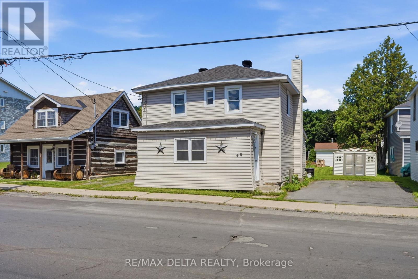 49 Lochiel Street E, North Glengarry, Ontario  K0C 1A0 - Photo 1 - X13490102