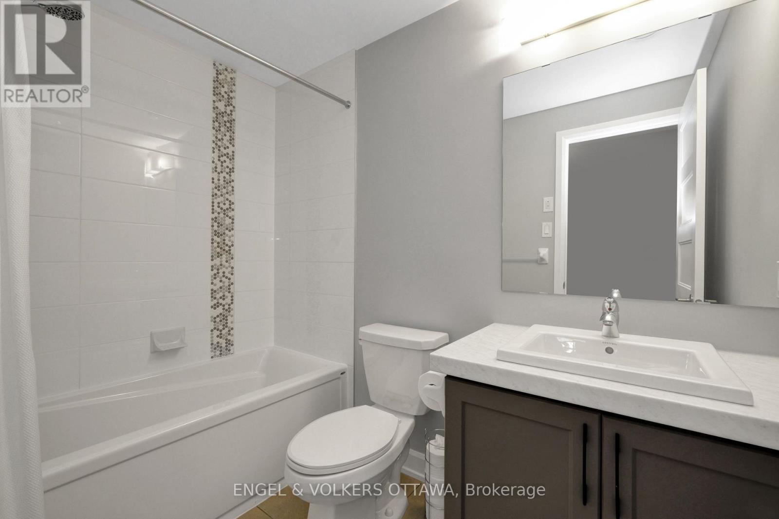 325 Moonlight Drive, Russell, Ontario  K4R 0L1 - Photo 42 - X13490254
