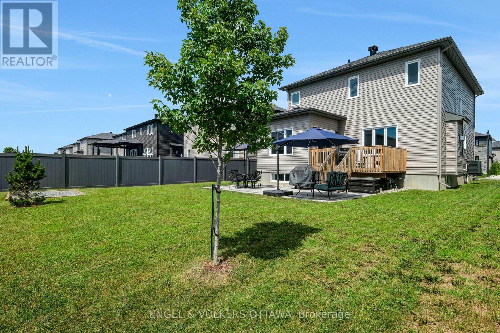 325 Moonlight Drive, Russell, Ontario  K4R 0L1 - Photo 43 - X13490254