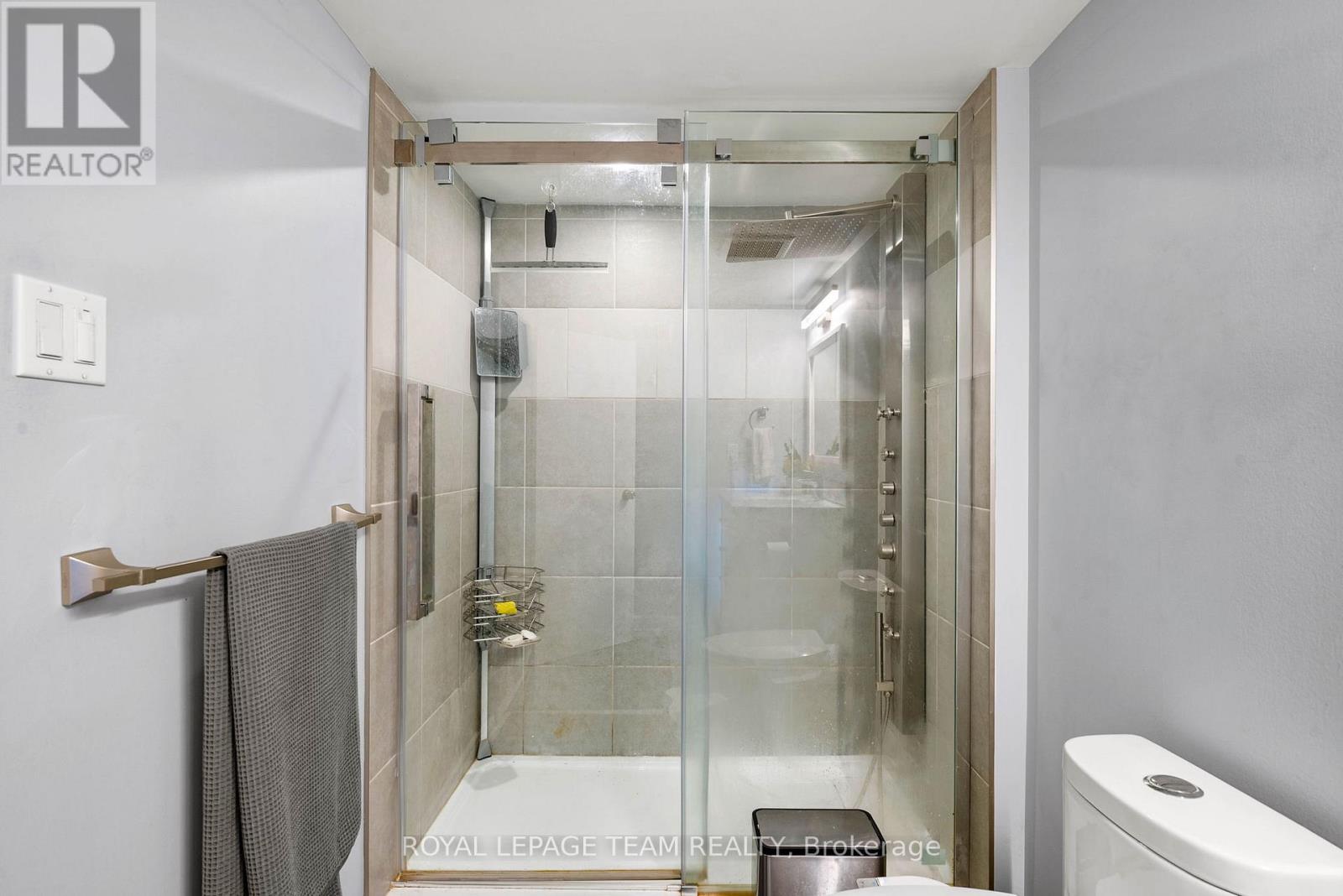 879 Pleasant Park Road, Ottawa, Ontario  K1G 1Z1 - Photo 30 - X13490262
