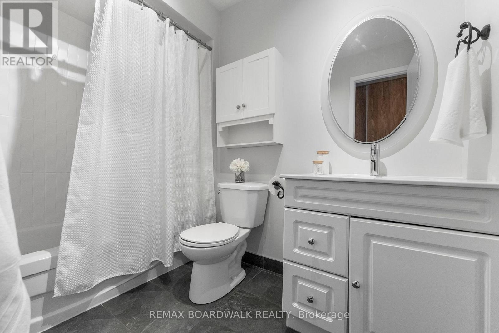 614 Tanguay Court, Ottawa, Ontario  K2L 3X3 - Photo 21 - X13490286