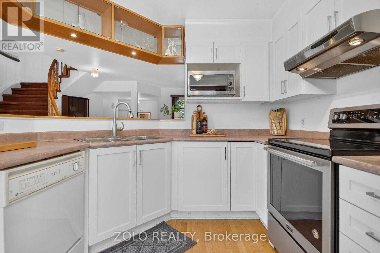 38 Central Park Drive, Ottawa, Ontario  K2C 4A3 - Photo 11 - X13490550
