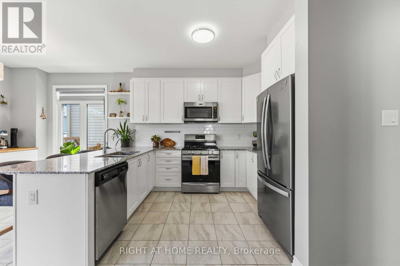 209 Quarter Horse Street, Ottawa, Ontario  K2S 0X9 - Photo 13 - X13490678