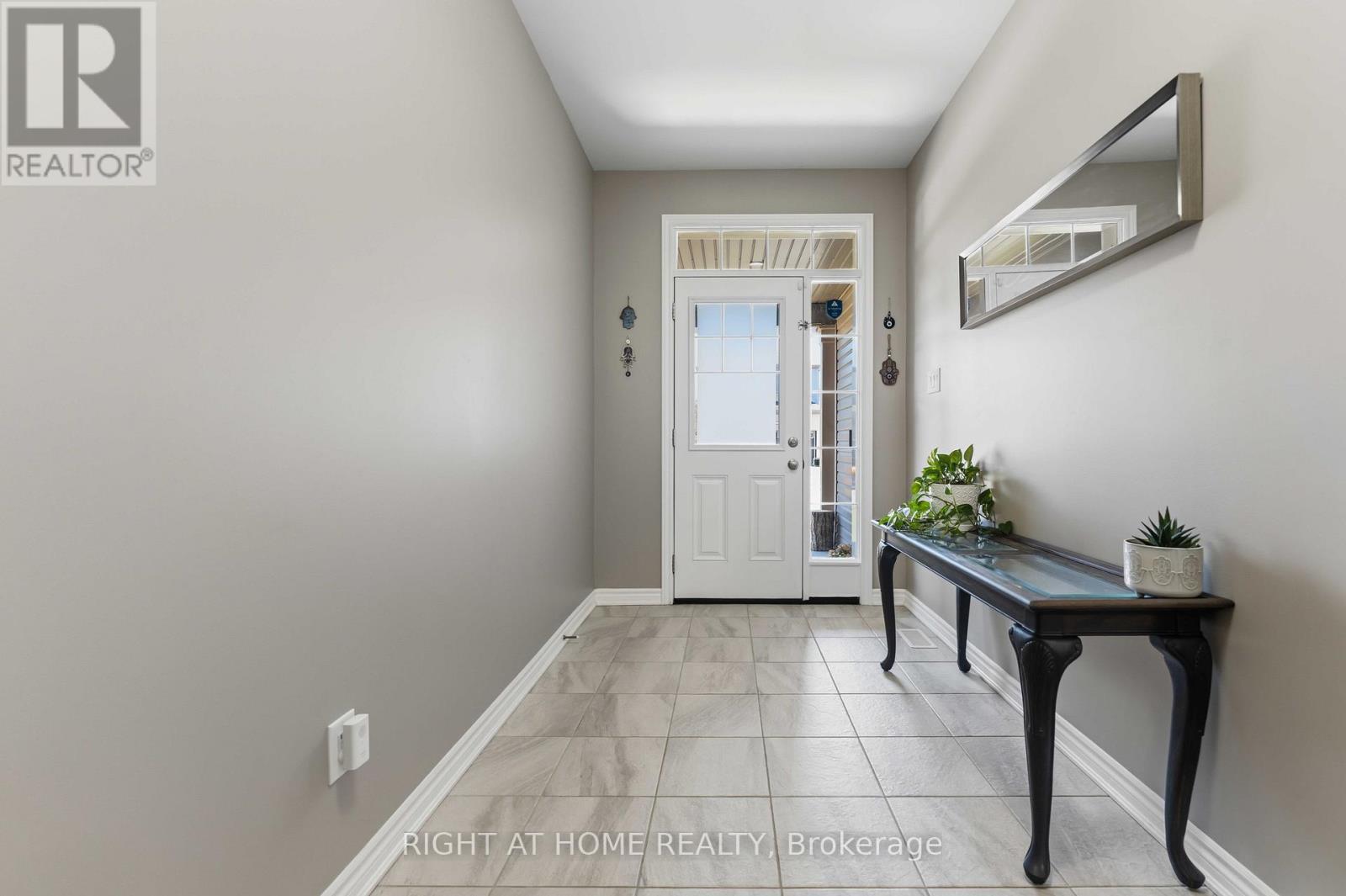 209 Quarter Horse Street, Ottawa, Ontario  K2S 0X9 - Photo 4 - X13490678