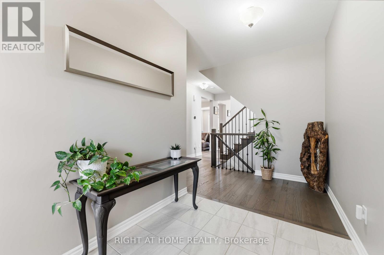 209 Quarter Horse Street, Ottawa, Ontario  K2S 0X9 - Photo 5 - X13490678