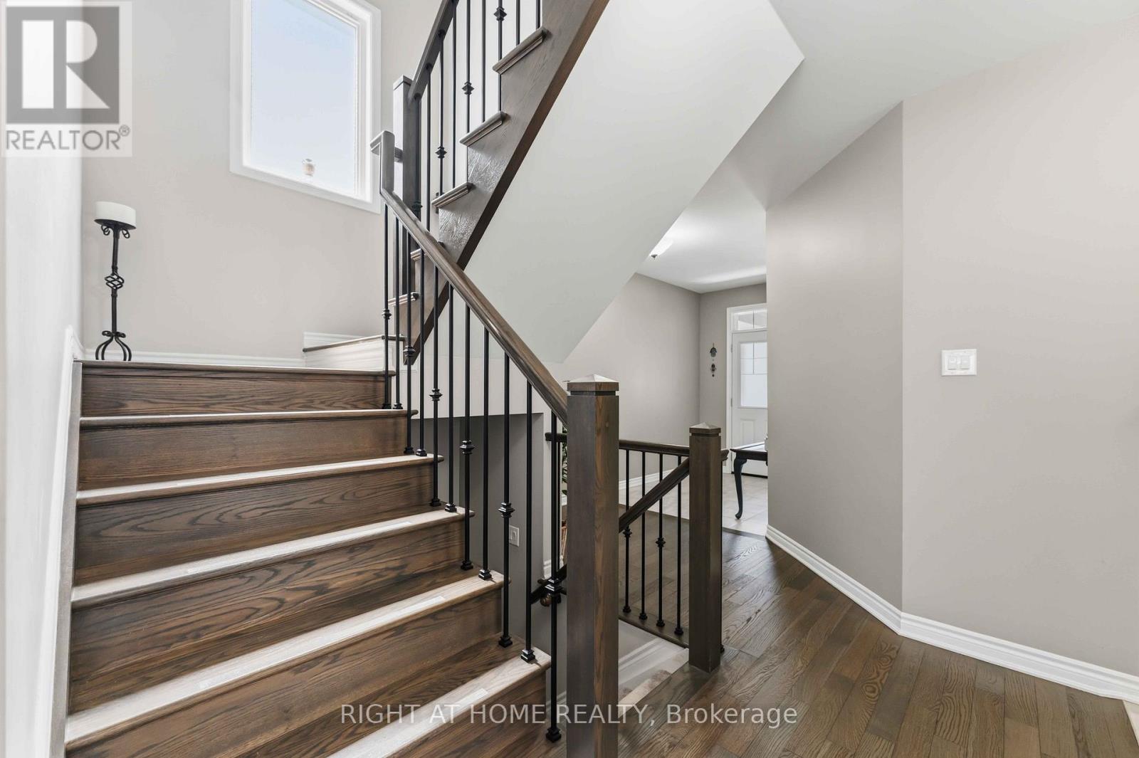209 Quarter Horse Street, Ottawa, Ontario  K2S 0X9 - Photo 6 - X13490678