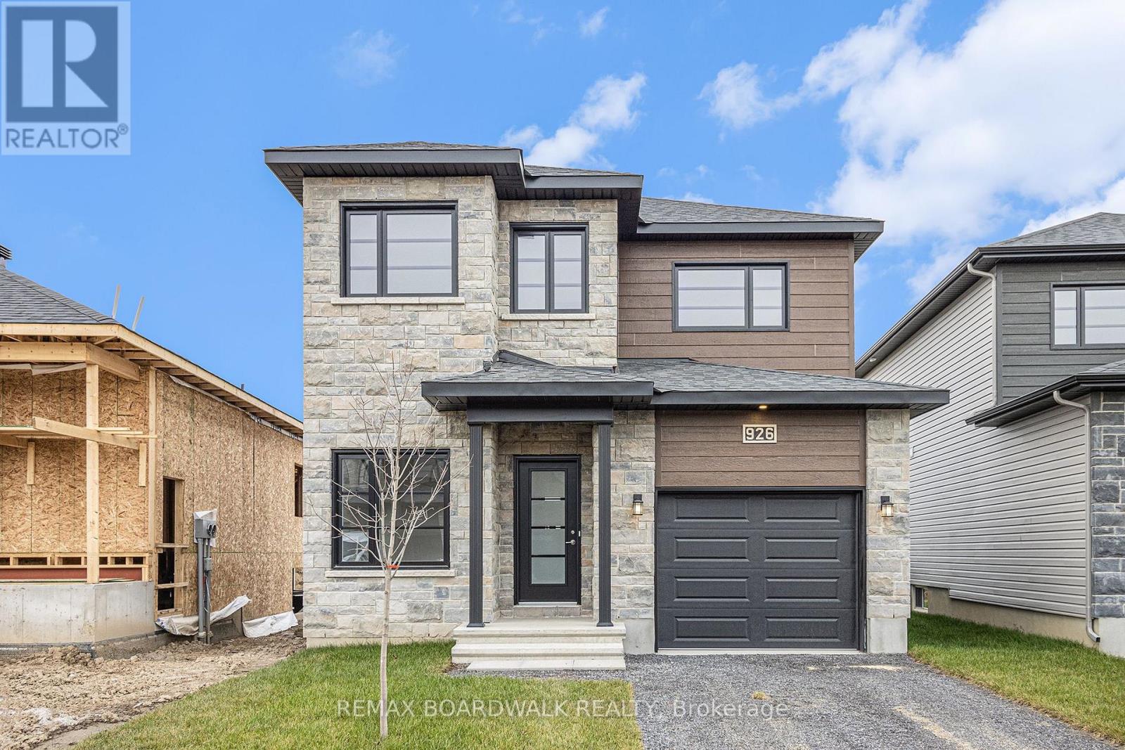 1141 MONTBLANC CRESCENT, Russell, Ontario