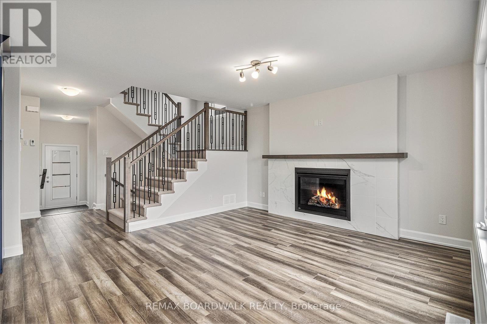 1141 Montblanc Crescent, Russell, Ontario  K0A 1W0 - Photo 2 - X13490870