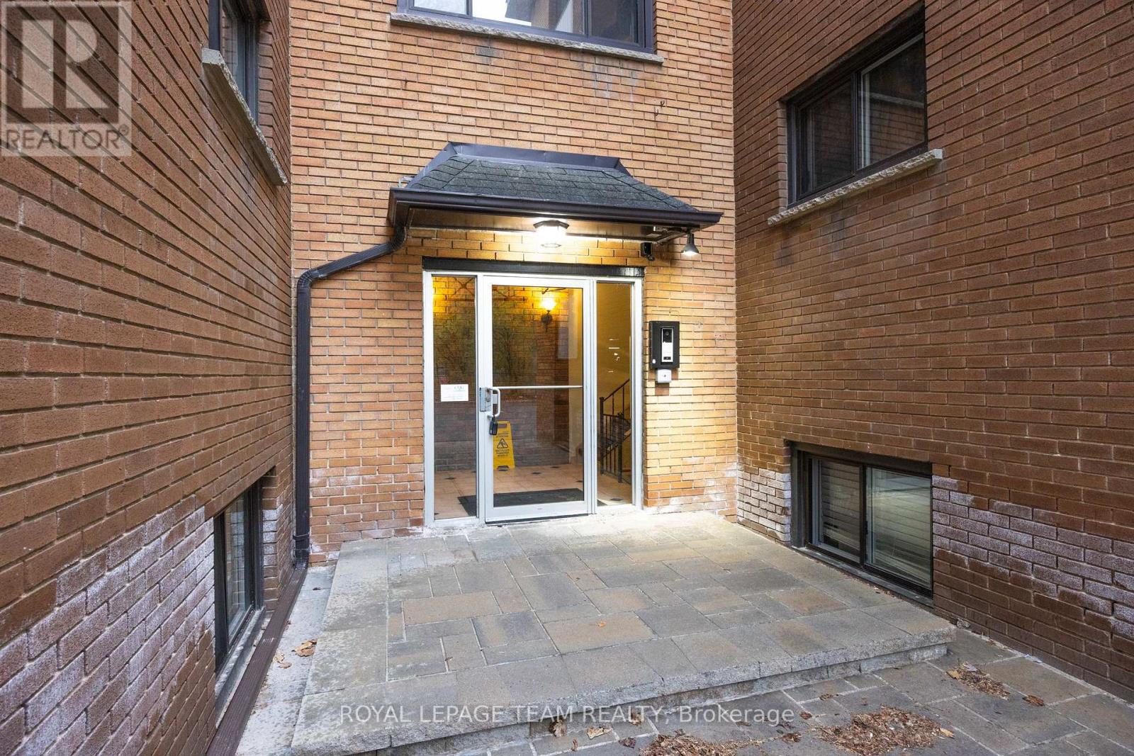 6 - 270 Beechwood Avenue, Ottawa, Ontario  K1L 8A6 - Photo 5 - X13491046