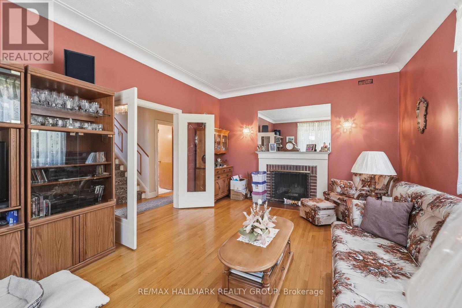 70 Queen Mary Street, Ottawa, Ontario  K1K 1X7 - Photo 5 - X13491162