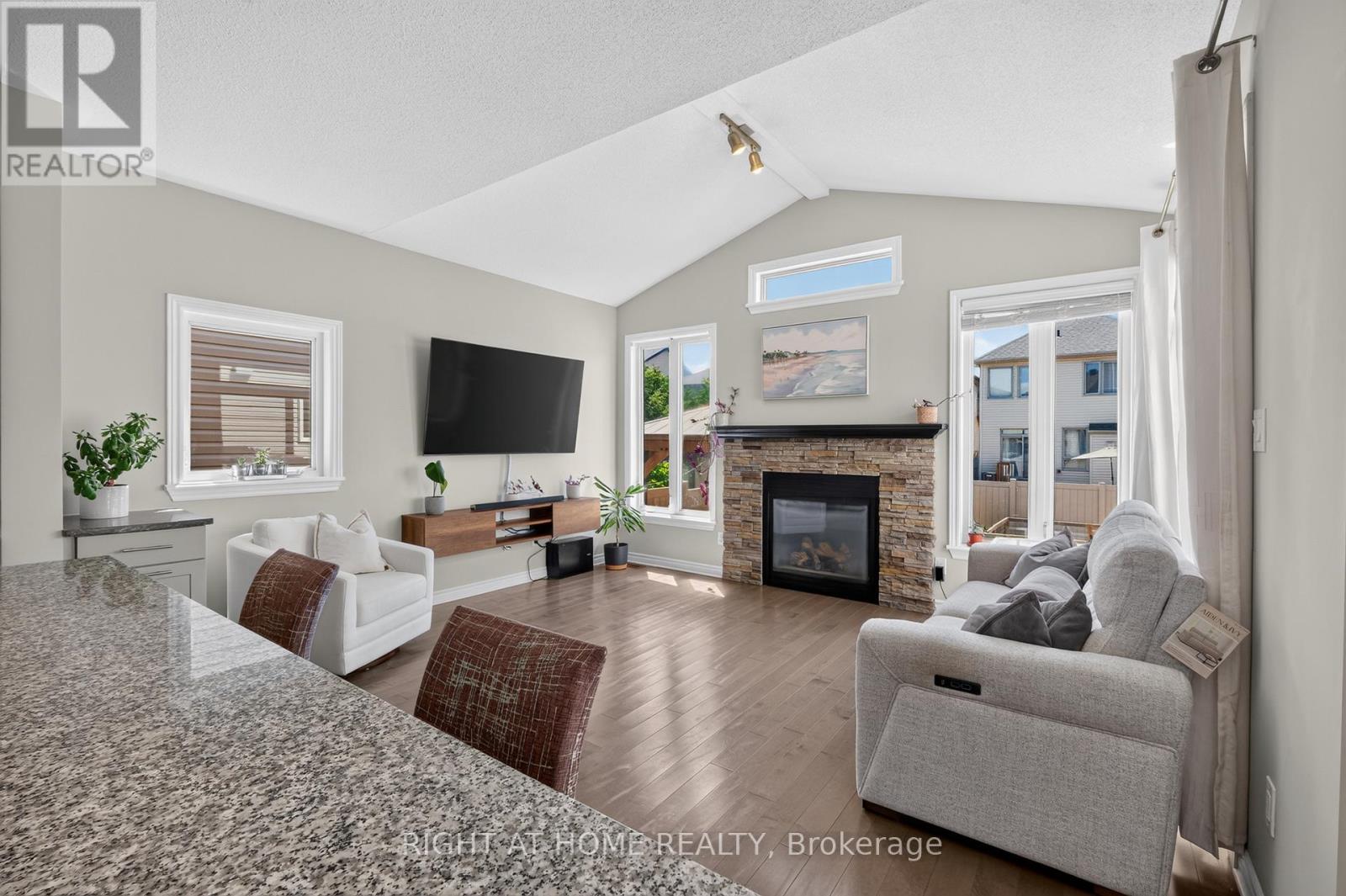 207 Mareth Way, Ottawa, Ontario  K4M 0C9 - Photo 9 - X13491282