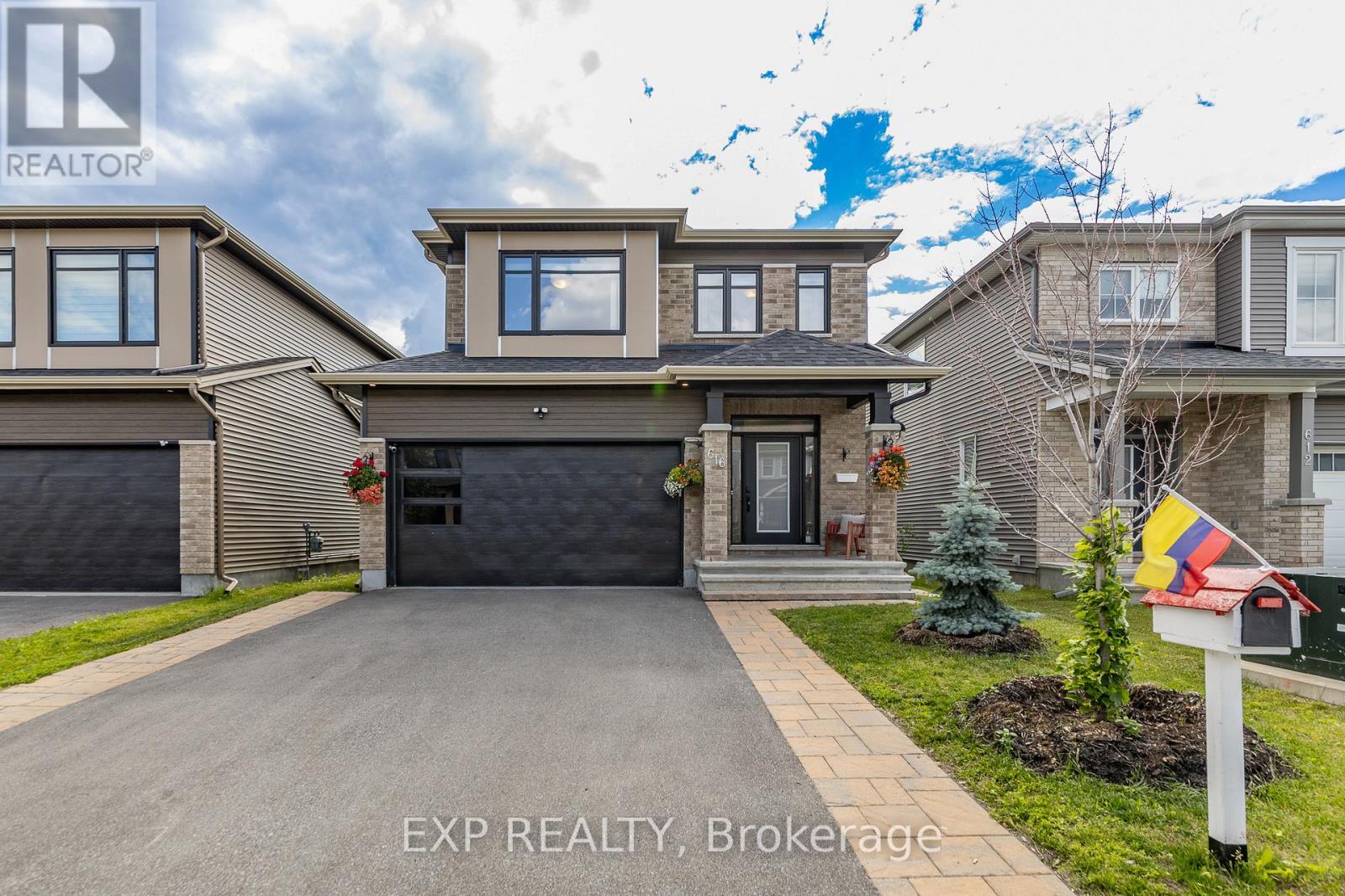 616 Moonflower Crescent, Ottawa, Ontario  K1T 0X8 - Photo 1 - X13491376
