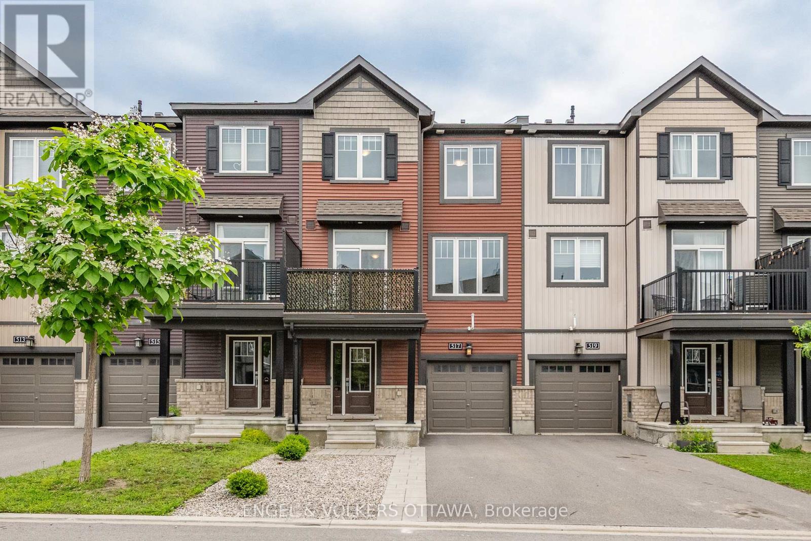 517 Galmoy Way, Ottawa, Ontario  K2J 6V1 - Photo 1 - X13491434