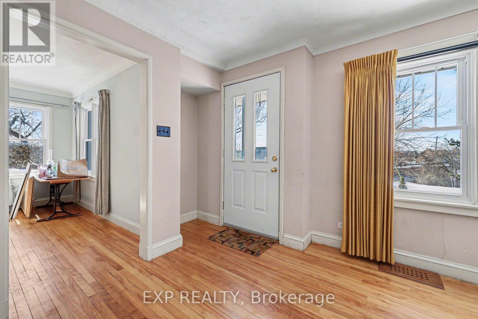 2511 Junction Avenue, Ottawa, Ontario  K1V 8G9 - Photo 2 - X13491564