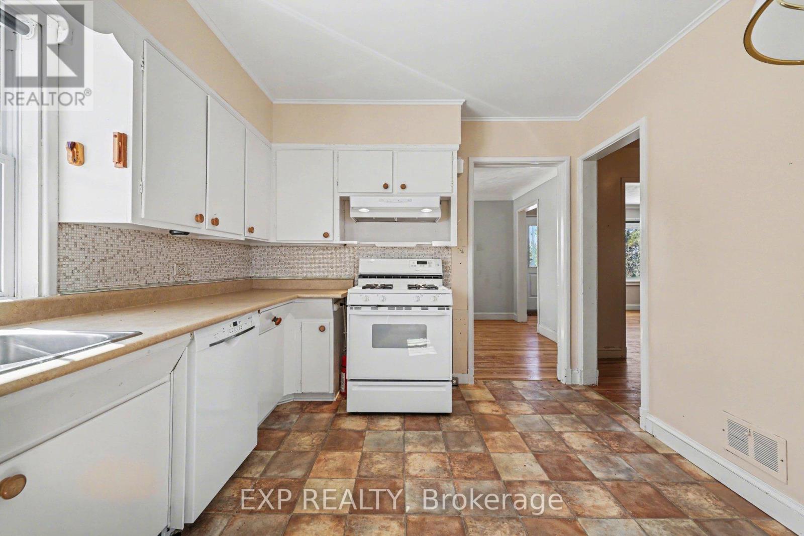 2511 Junction Avenue, Ottawa, Ontario  K1V 8G9 - Photo 8 - X13491564