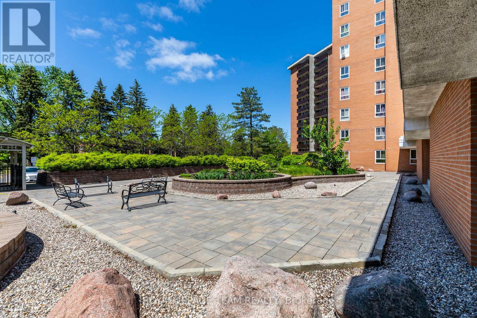 313 - 2020 Jasmine Crescent, Ottawa, Ontario  K1J 8K5 - Photo 2 - X13491748
